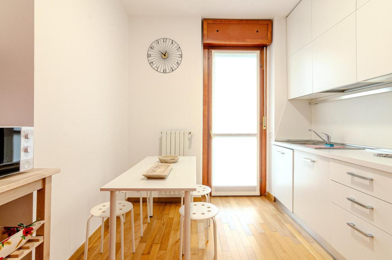Park View Apartment - Milano Navigli Luaran gambar